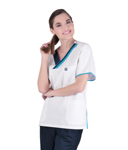 Unisex Μπλούζα Scrub λευκό με Blue Navy και γαλάζιες λεπτομέρειες , 3 τσέπες  της Medical Bodyguard  CODE:  199/1